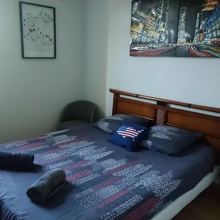 Avec Petit Dejeuner Rum i privatbostad *