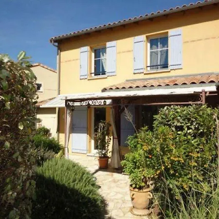 Privatunterkunft Avec Petit Dejeuner *