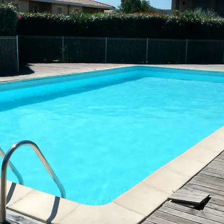 Privatunterkunft Avec Petit Dejeuner *