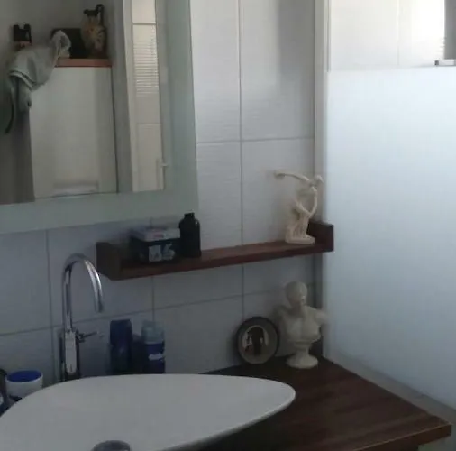 Quarto em Acomodações Particulares Avec Petit Dejeuner